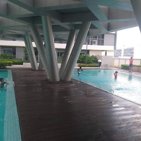 One Bedroom Condo Unit Fame Residences Manila Kültér fotó