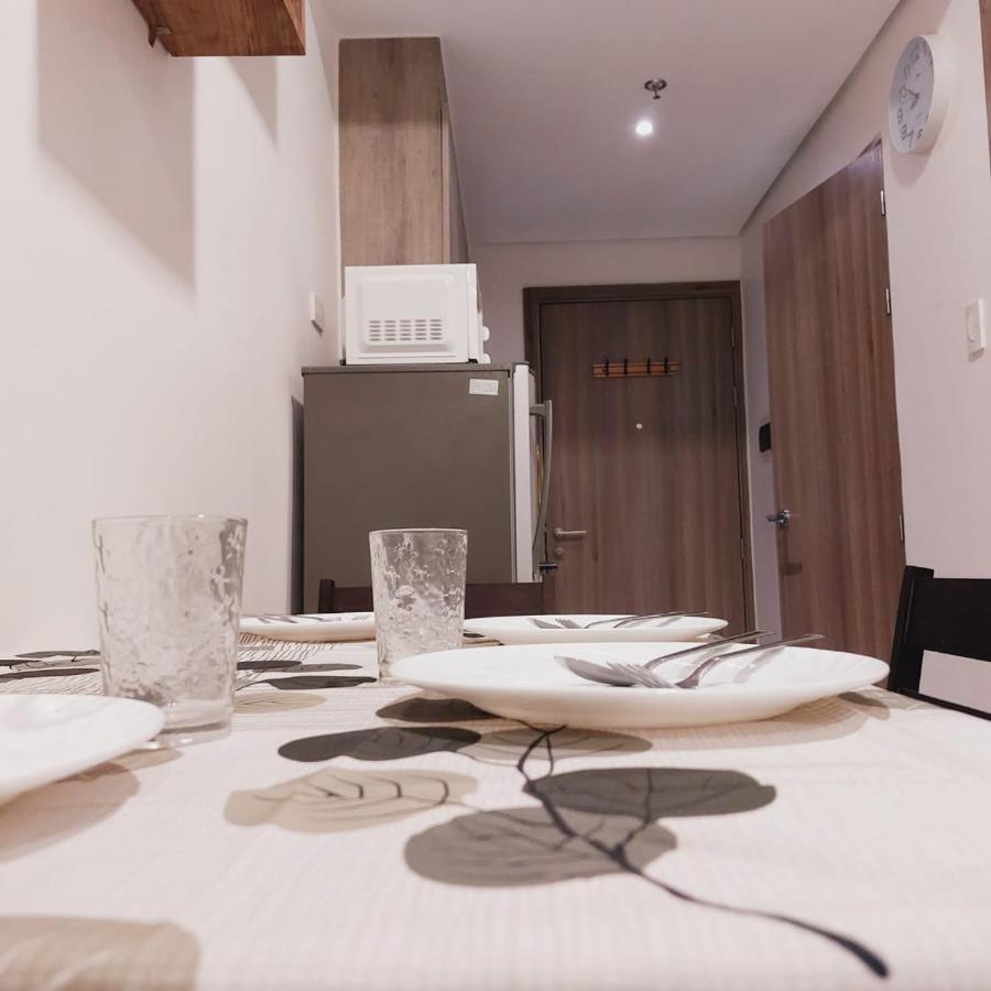 One Bedroom Condo Unit Fame Residences Manila Kültér fotó