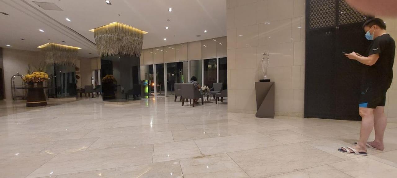 One Bedroom Condo Unit Fame Residences Manila Kültér fotó