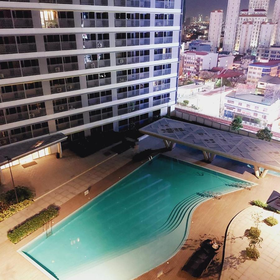 One Bedroom Condo Unit Fame Residences Manila Kültér fotó