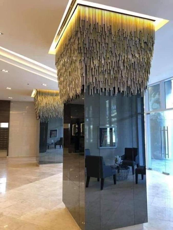 One Bedroom Condo Unit Fame Residences Manila Kültér fotó
