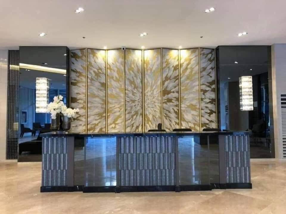 One Bedroom Condo Unit Fame Residences Manila Kültér fotó