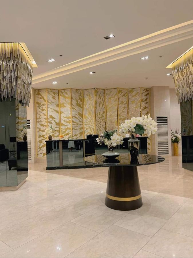 One Bedroom Condo Unit Fame Residences Manila Kültér fotó